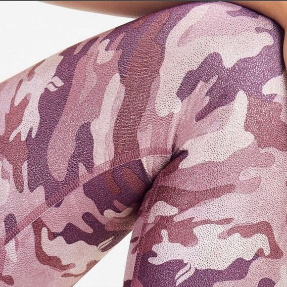 Fabletics Define Mid-Rise PowerHold Legging Pink Shine Camo Shimmer Small Active - Picture 13 of 13